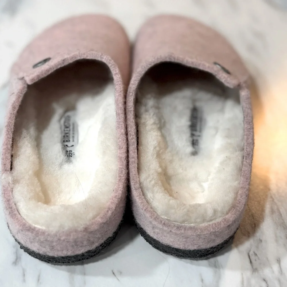 Birkenstock big kids pink shearling slipper 
34 220 L3 size 3-3.5 - Picture 8 of 9